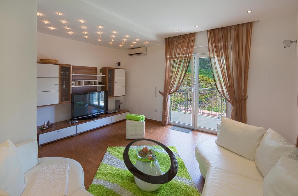 Montelux Apartments Budva Oda fotoğraf