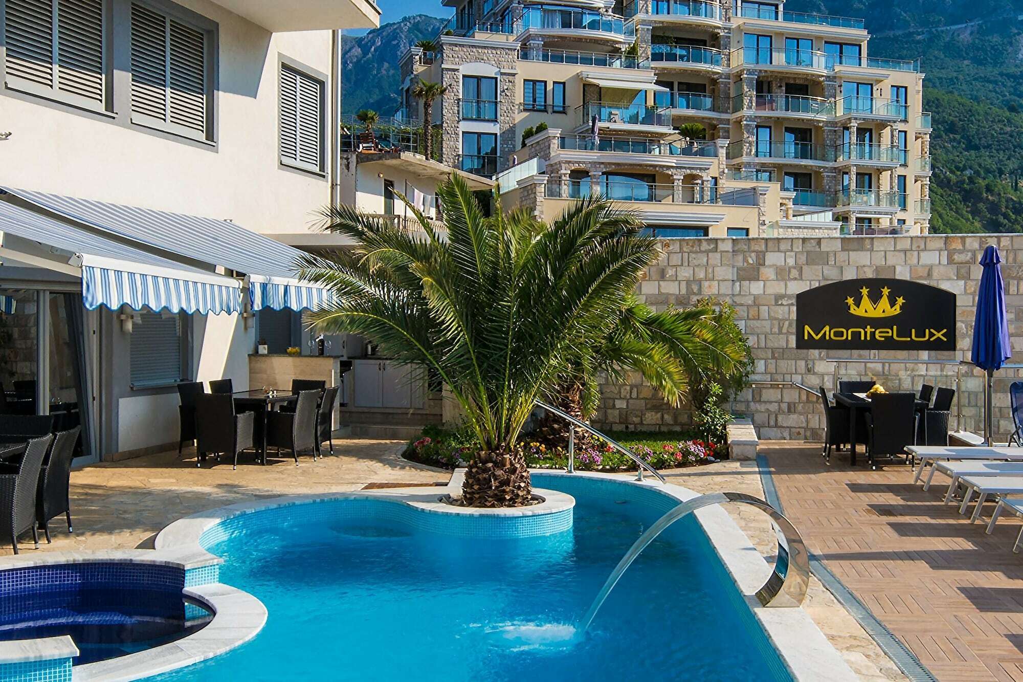 Montelux Apartments Budva Dış mekan fotoğraf